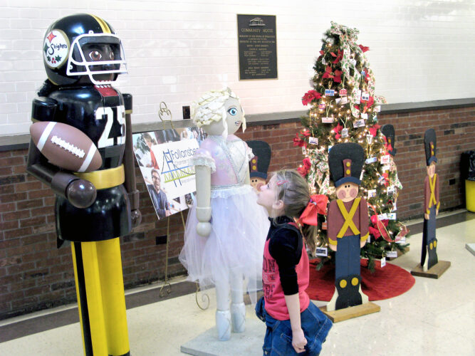Follansbee Christmas in the Park offered peek at holiday season News